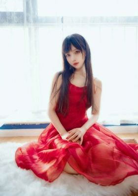 电影《请别相信她》章若楠